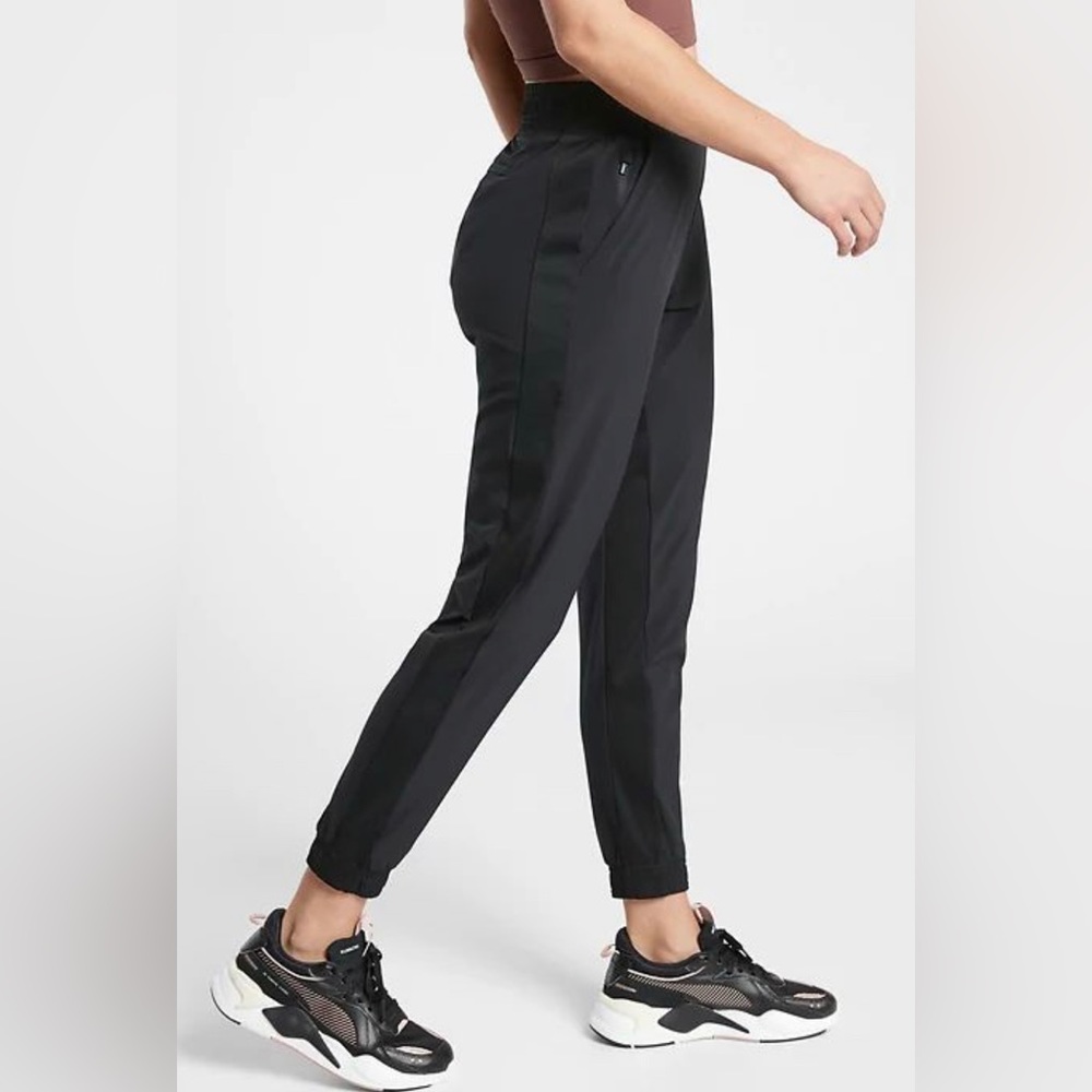 ATHLETA Brooklyn Athletic Jogger Pants Women’s Size 8